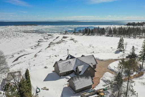212 Skiff Landing Road, Knife River, MN 55609