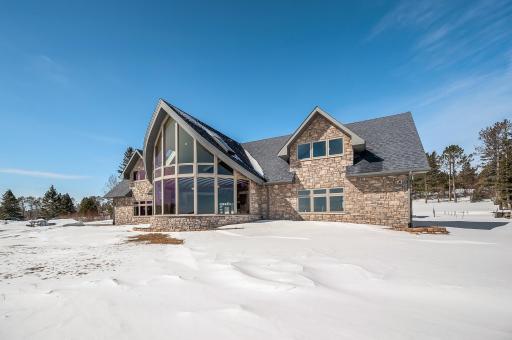 212 Skiff Landing Road, Knife River, MN 55609