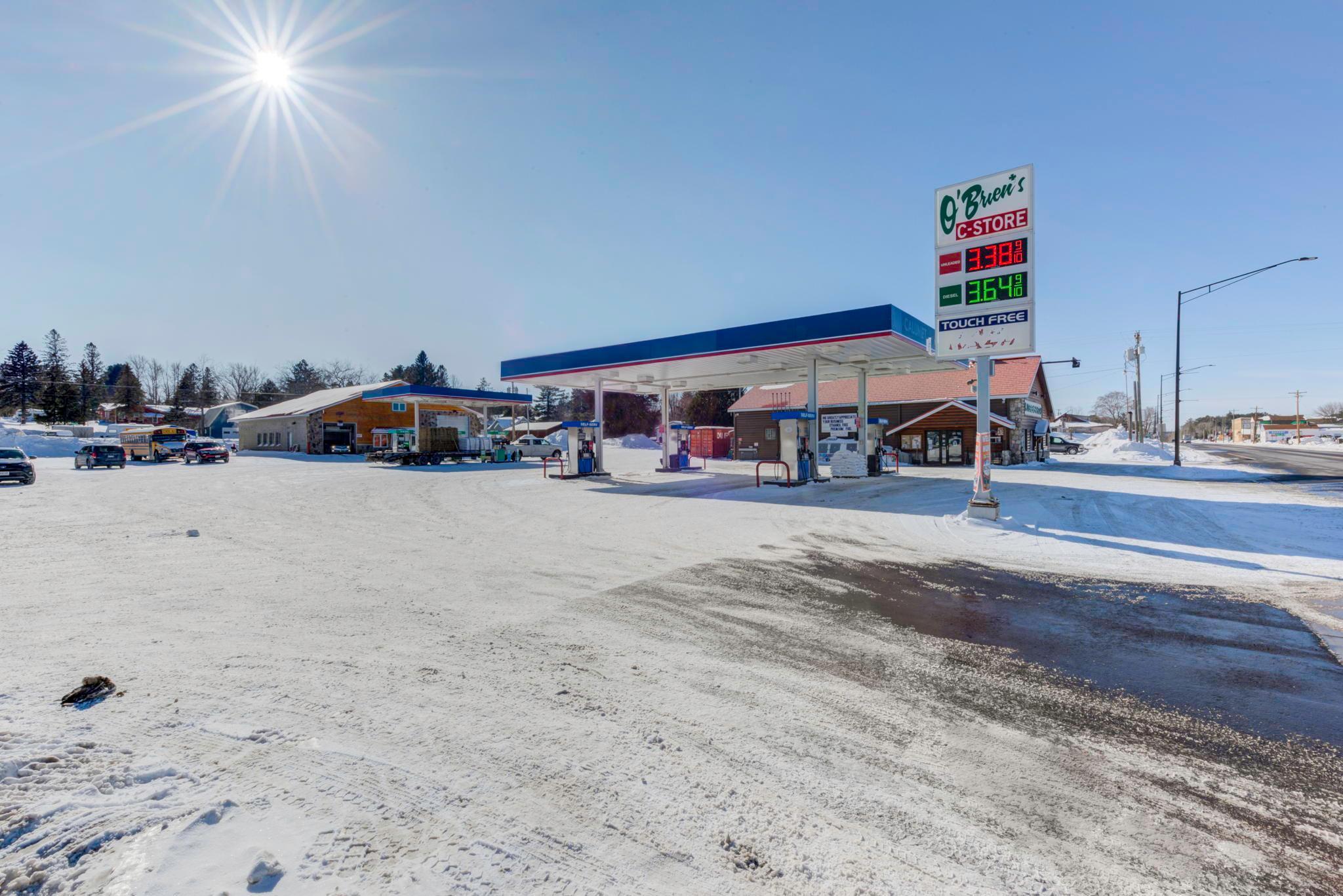 37-web-or-mls-Front Exterior 5a-Modifica