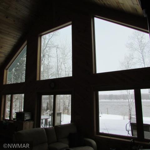 1415 Riverside Drive NW, Baudette, MN 56623