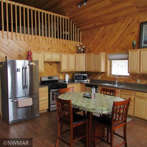 1415 Riverside Drive NW, Baudette, MN 56623