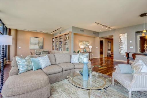 1120 S 2nd Street, 1105, Minneapolis, MN 55415