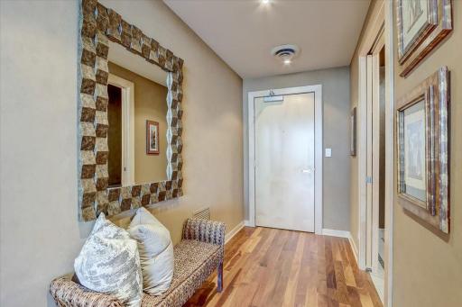1120 S 2nd Street, 1105, Minneapolis, MN 55415