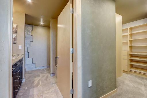 1120 S 2nd Street, 1105, Minneapolis, MN 55415