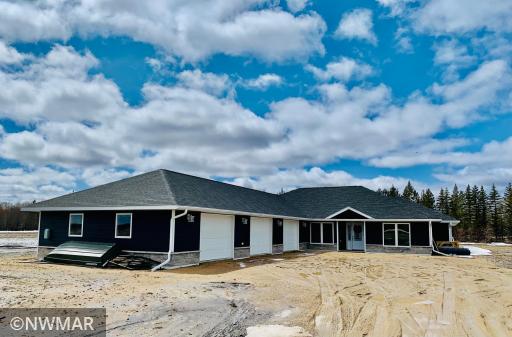 Photo for 1329 26th Avenue NW, Baudette, MN 56623 - Listing #6182486 1329 26th Avenue NW, Baudette, MN 56623
