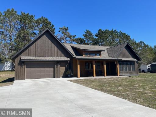 406 1st Avenue SW, Aitkin, MN 56431