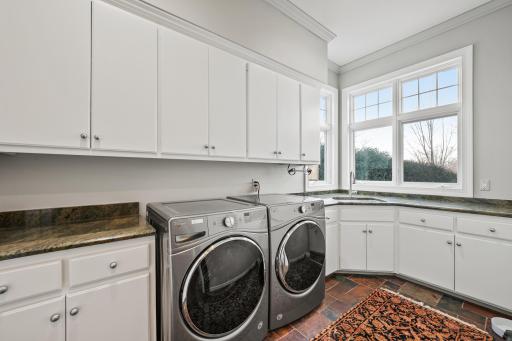 18370 Nicklaus Way, Eden Prairie, MN 55347