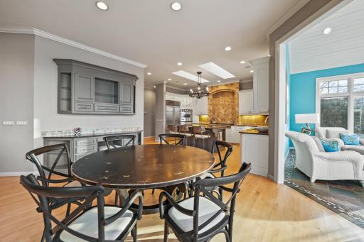 18370 Nicklaus Way, Eden Prairie, MN 55347