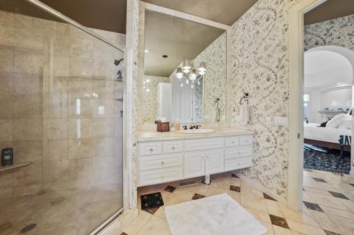 18370 Nicklaus Way, Eden Prairie, MN 55347