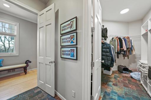 18370 Nicklaus Way, Eden Prairie, MN 55347