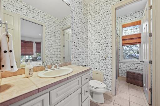 18370 Nicklaus Way, Eden Prairie, MN 55347