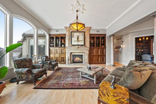 18370 Nicklaus Way, Eden Prairie, MN 55347