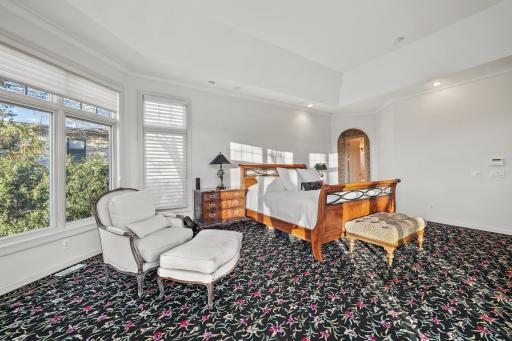 18370 Nicklaus Way, Eden Prairie, MN 55347