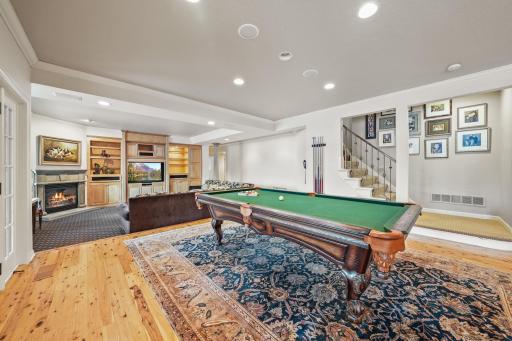 18370 Nicklaus Way, Eden Prairie, MN 55347