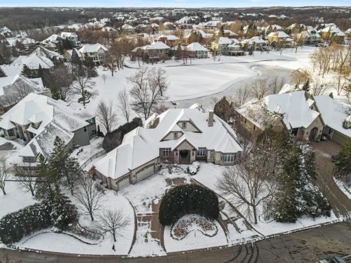 18370 Nicklaus Way, Eden Prairie, MN 55347