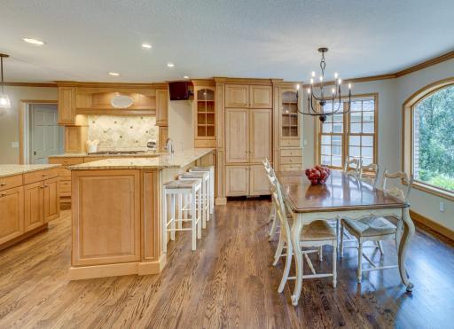 3 Shadow Lane, North Oaks, MN 55127