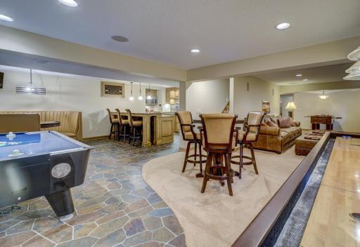 3 Shadow Lane, North Oaks, MN 55127