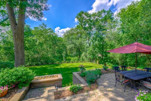 3 Shadow Lane, North Oaks, MN 55127