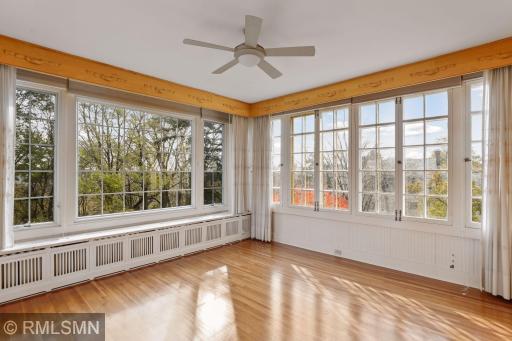 4 Crocus Hill, Saint Paul, MN 55102