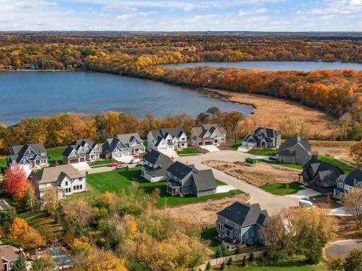 6995 Lucy Ridge Lane, Chanhassen, MN 55317