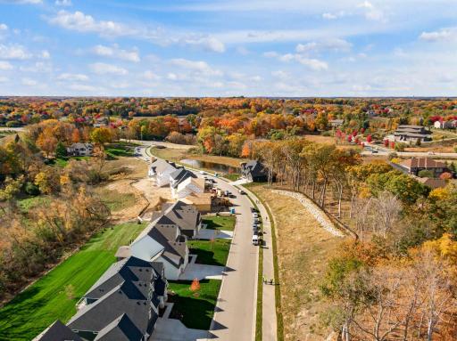 6995 Lucy Ridge Lane, Chanhassen, MN 55317
