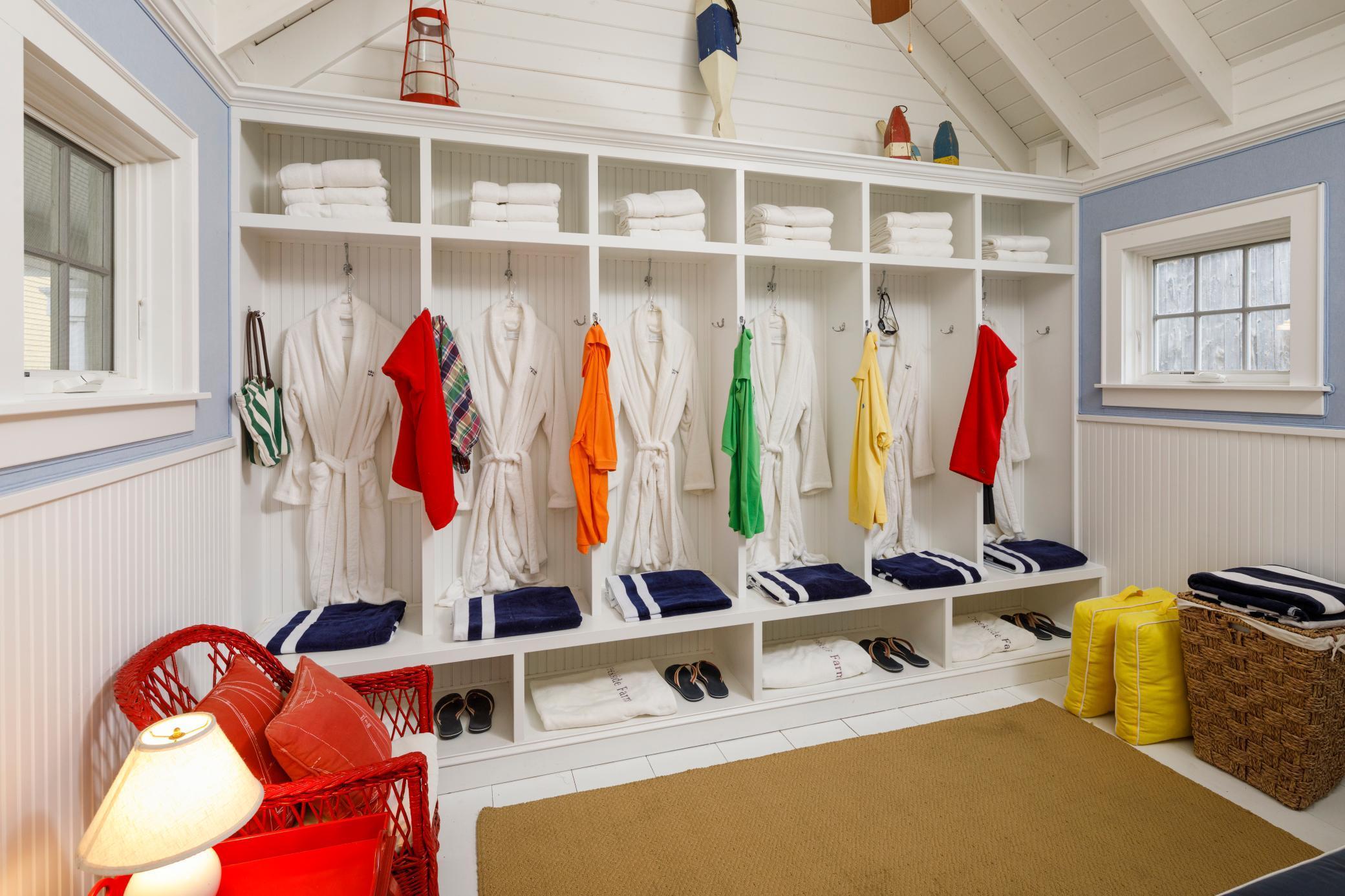 Lockers and space to get ready for a day at the pool.