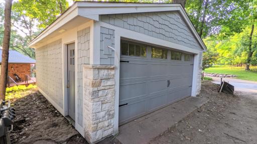 95 Birch Bluff Road, Excelsior, MN 55331