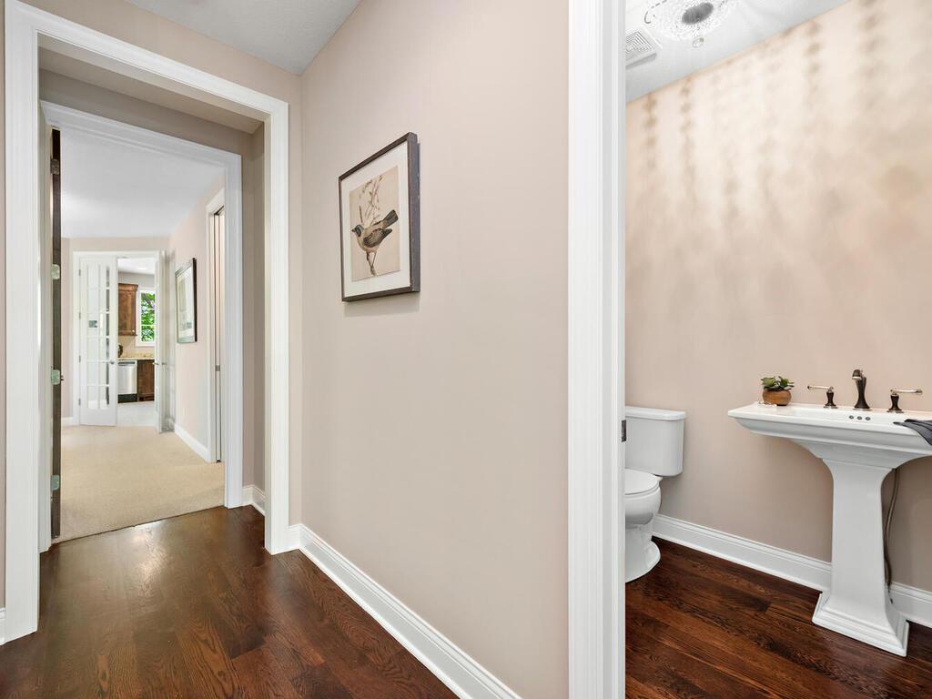 1516 Brightwood Dr Minnetonka MN 55391 USA-034-038-Brightwood Dr Minnetonka MN 5539130-MLS_Size.jpg