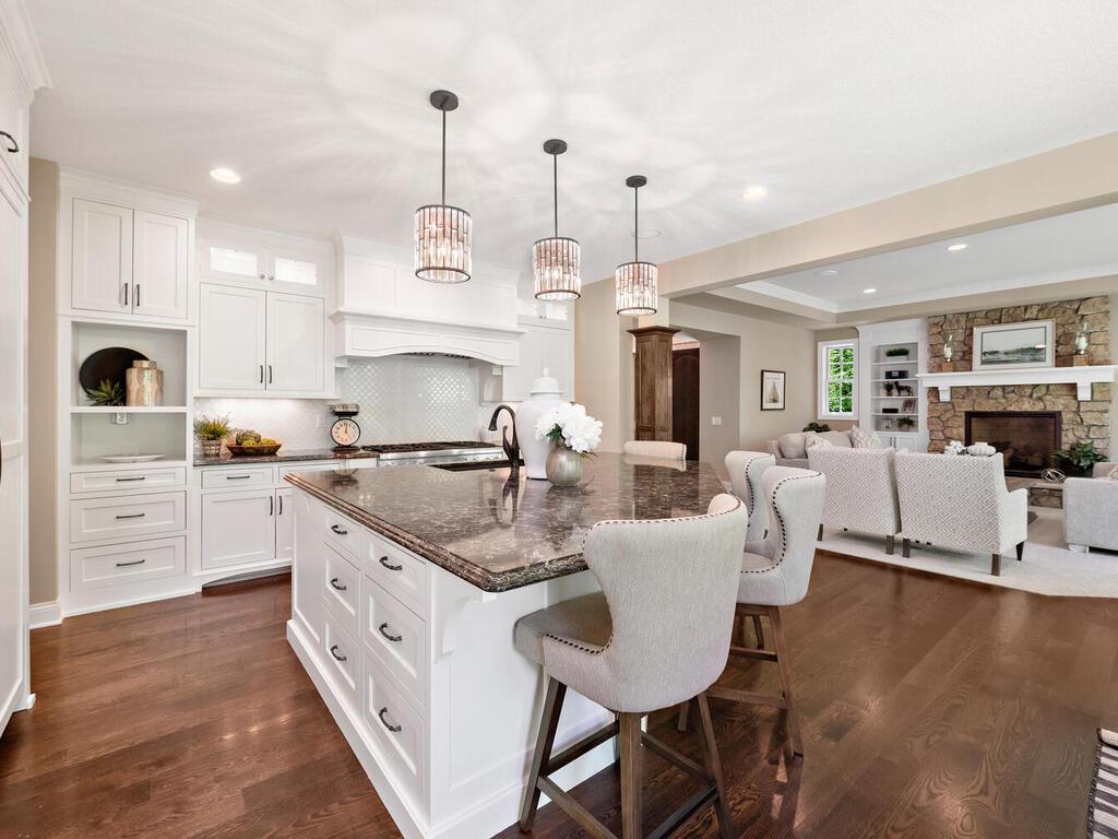 1516 Brightwood Dr Minnetonka MN 55391 USA-026-025-Brightwood Dr Minnetonka MN 5539122-MLS_Size.jpg