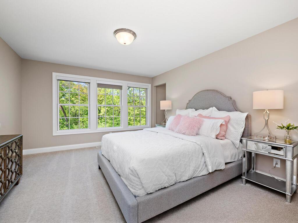 1516 Brightwood Dr Minnetonka MN 55391 USA-055-054-Brightwood Dr Minnetonka MN 5539151-MLS_Size.jpg