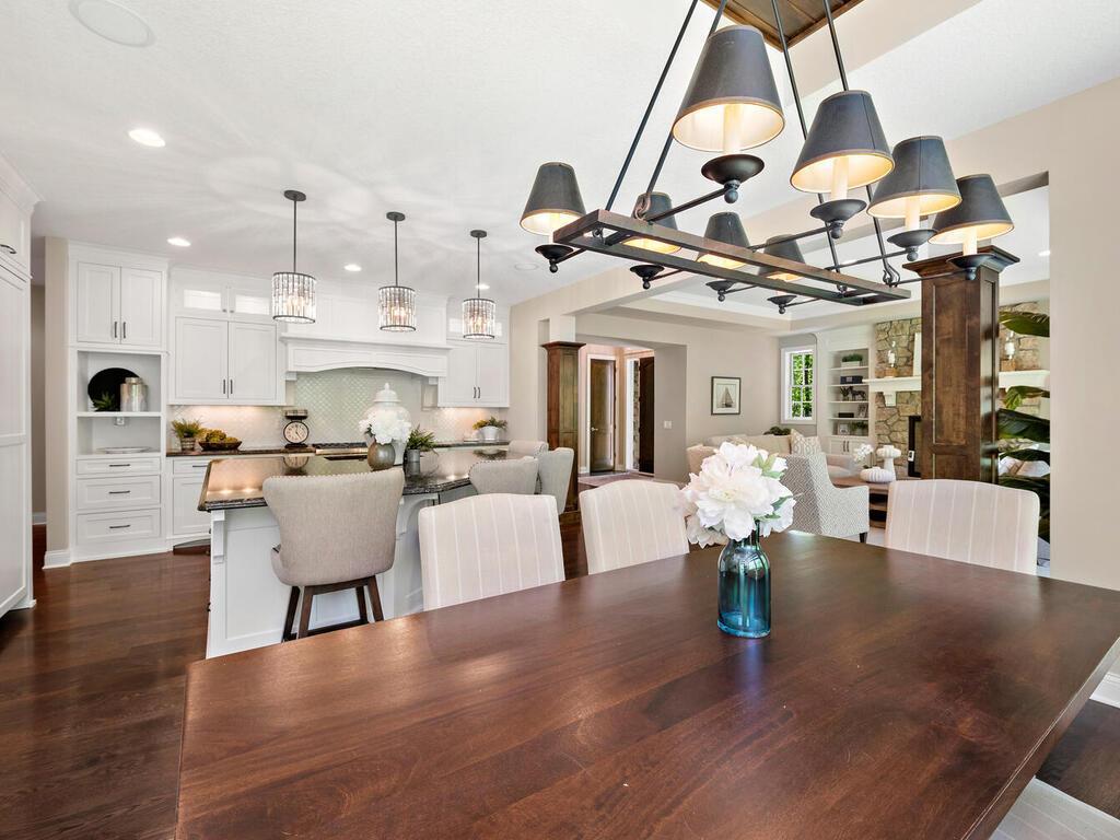 1516 Brightwood Dr Minnetonka MN 55391 USA-030-030-Brightwood Dr Minnetonka MN 5539126-MLS_Size.jpg