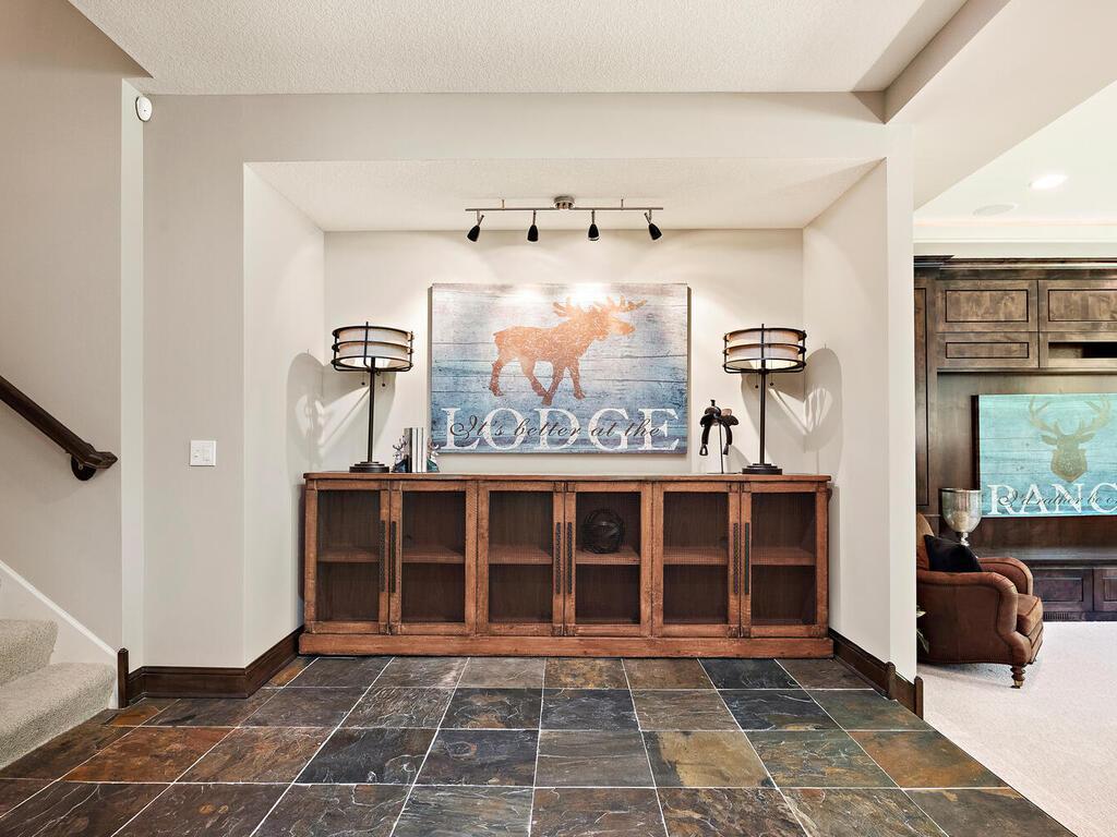 1516 Brightwood Dr Minnetonka MN 55391 USA-062-060-Brightwood Dr Minnetonka MN 5539158-MLS_Size.jpg