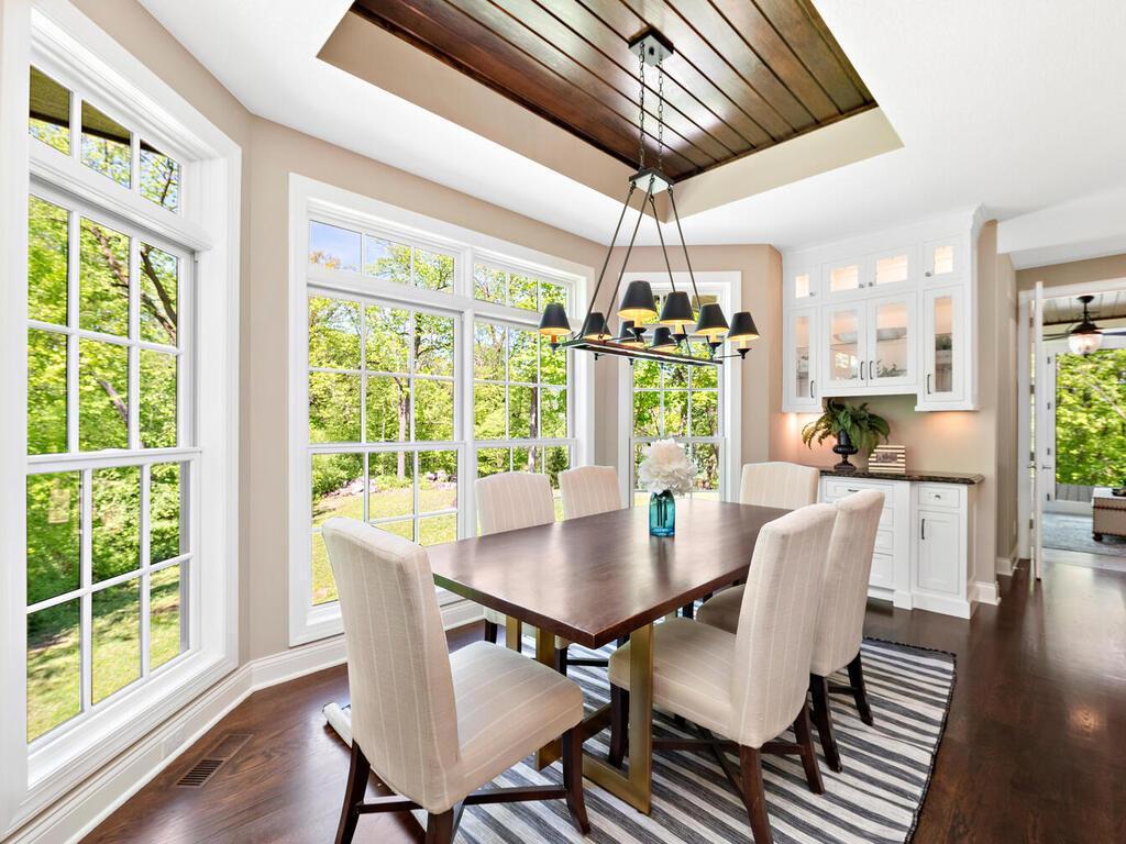 1516 Brightwood Dr Minnetonka MN 55391 USA-031-032-Brightwood Dr Minnetonka MN 5539127-MLS_Size.jpg