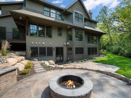 1516 Brightwood Dr Minnetonka MN 55391 USA-081-093-Brightwood Dr Minnetonka MN 553918-MLS_Size.jpg