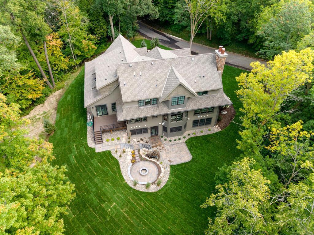 1516 Brightwood Dr Minnetonka MN 55391 USA-085-100-Brightwood Dr Minnetonka MN 5539112-MLS_Size.jpg