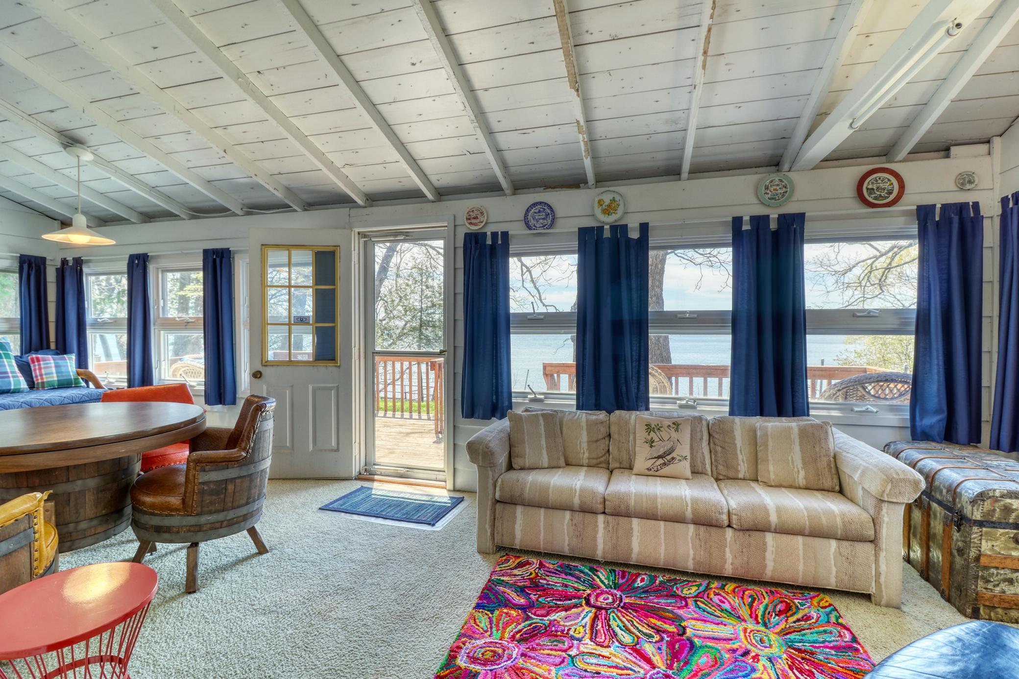 Sunroom1_3.jpg