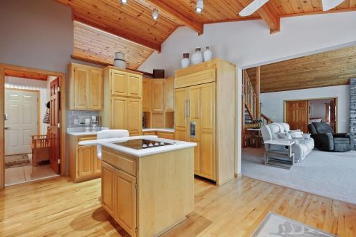 19549 Jersey Avenue, Lakeville, MN 55044