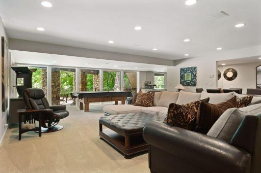 Walk-out lower level