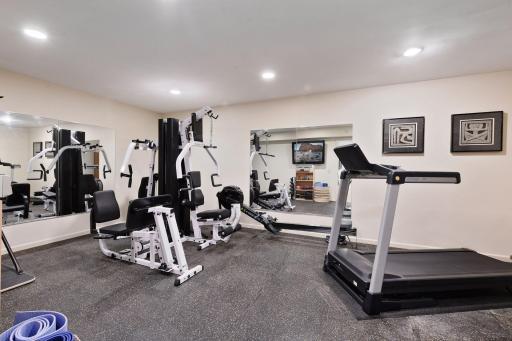 Exercise room with sauna
