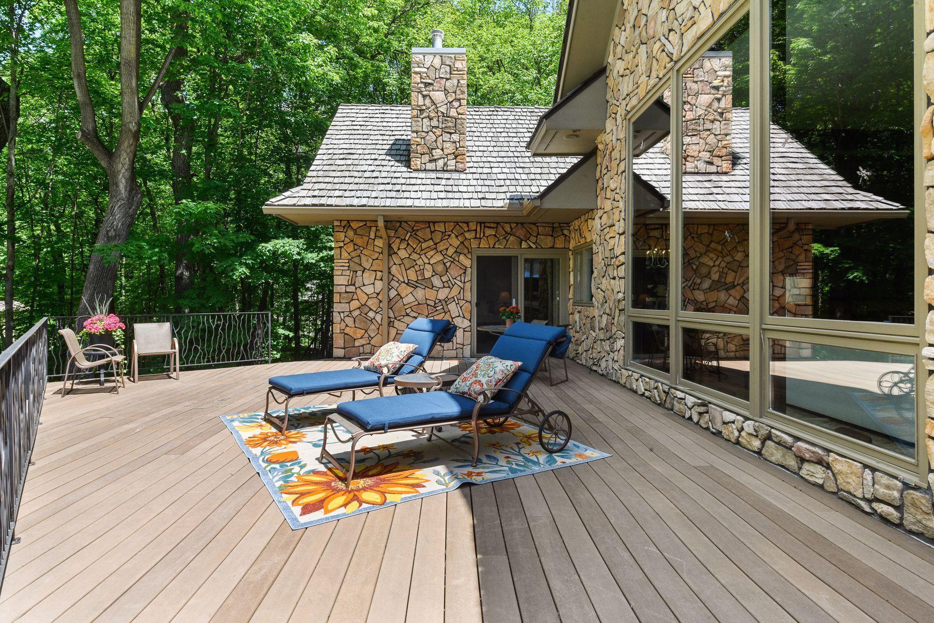 Large west facing deck