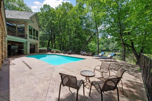 Plenty of space for entertaining - both outside and in!