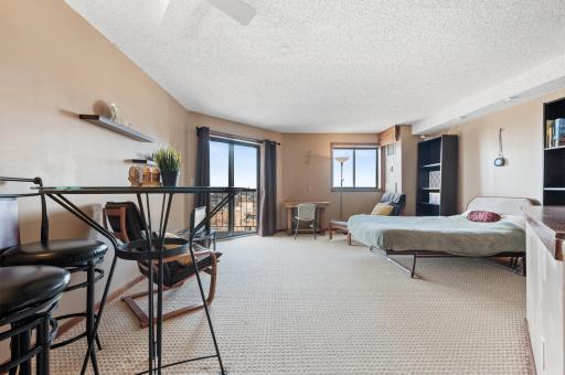 78 10th Sreet Unit #1907 - Plenty of elbow room in this efficiency unit.