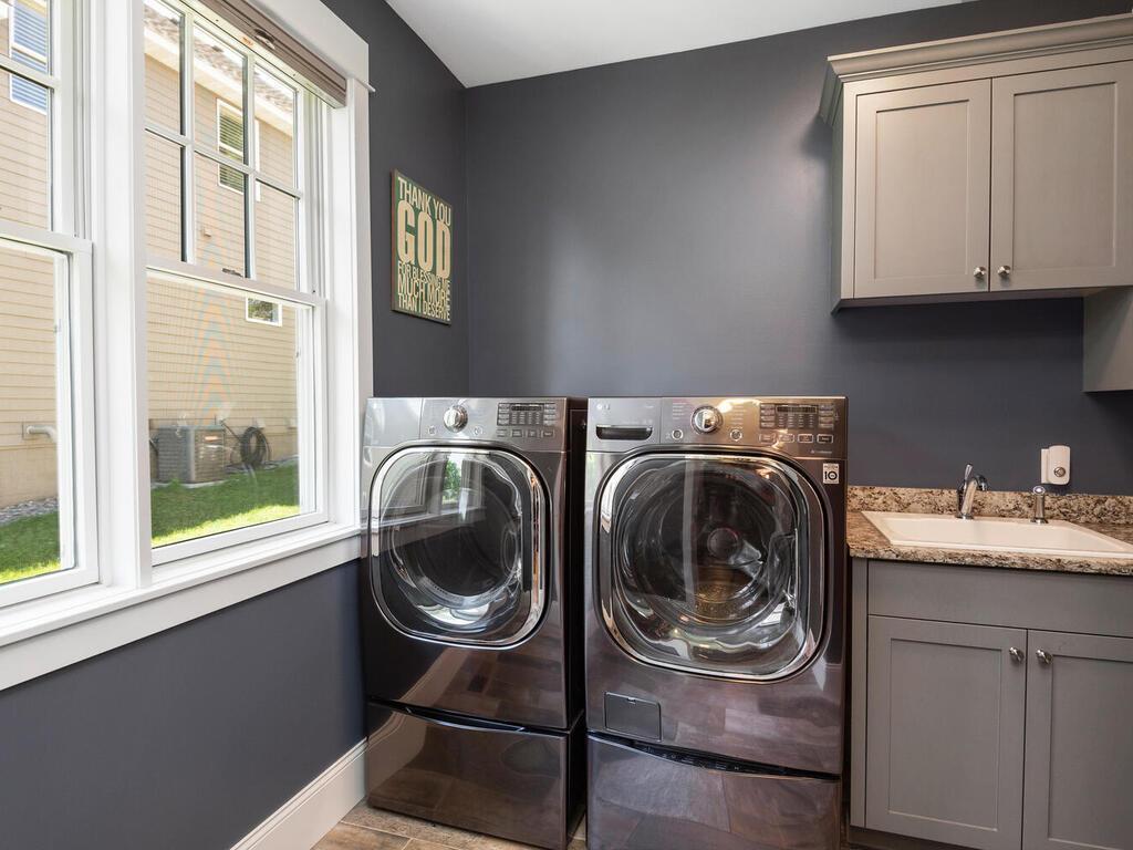 Main Floor Laundry - NOT an afterthought! 244 Broadway Ave N Wayzata MN 55391