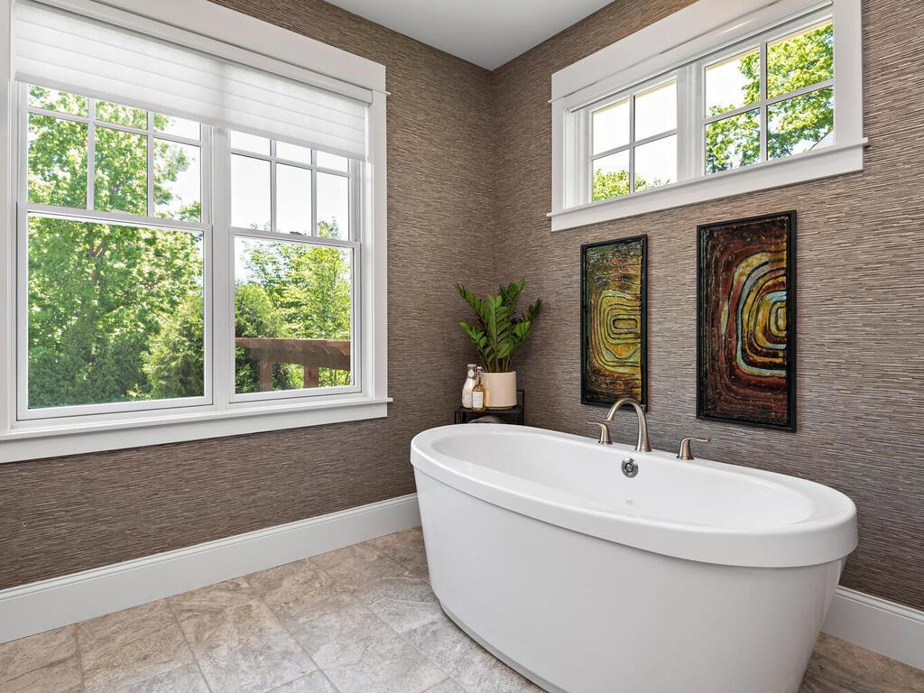 244 Broadway Ave N Wayzata MN 55391