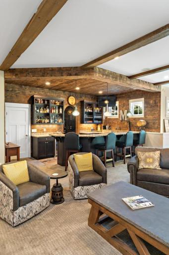 244 Broadway Ave N Wayzata MN 55391