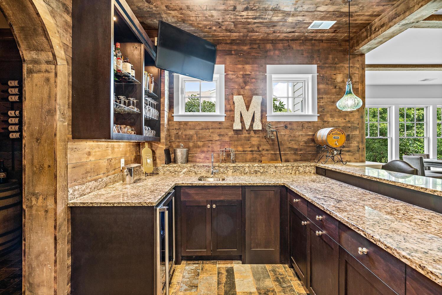 244 Broadway Ave N Wayzata MN 55391