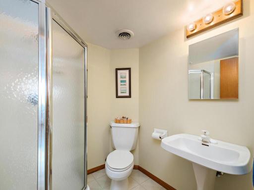1120 Angelo Drive, Golden Valley, MN 55422