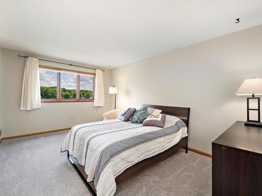1120 Angelo Drive, Golden Valley, MN 55422