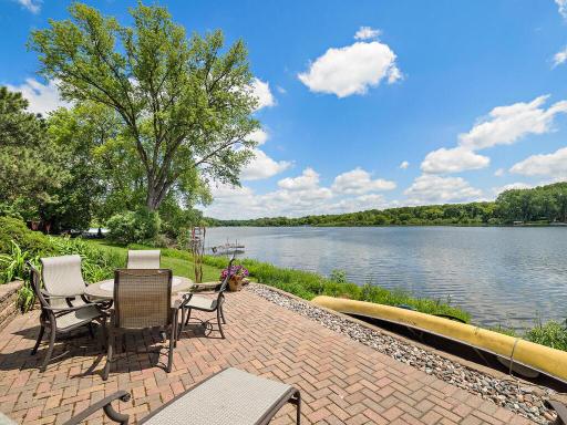 1120 Angelo Drive, Golden Valley, MN 55422