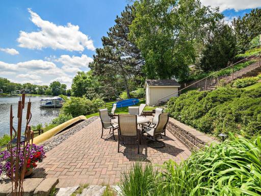 1120 Angelo Drive, Golden Valley, MN 55422